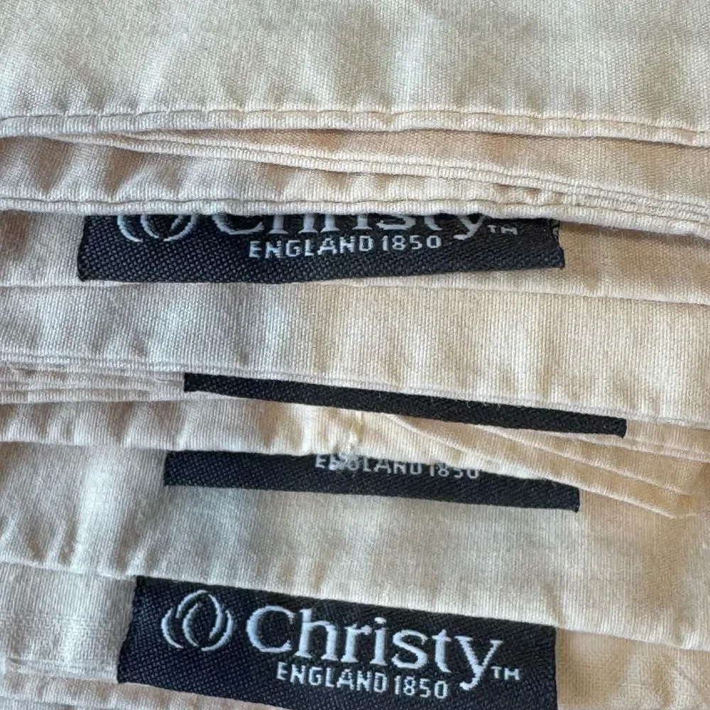 CHRISTY OF ENGLAND KING DUVET SET (4) PILLOW SHAMS.